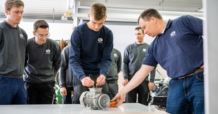 Ausbildung Elektroniker* für Betriebstechnik, 1. Bild